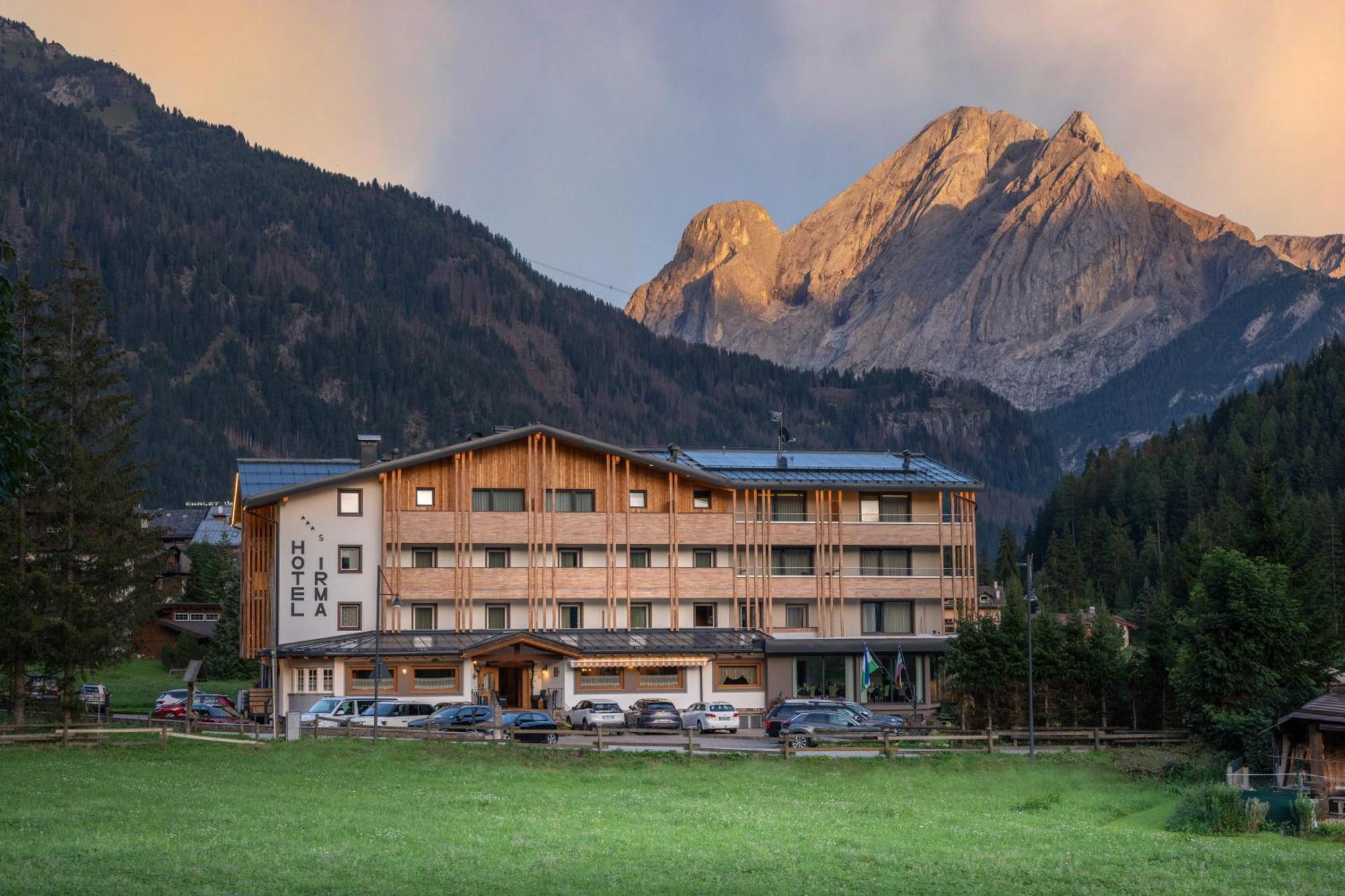 Dolomiten Hotel Irma Canazei Exterior foto